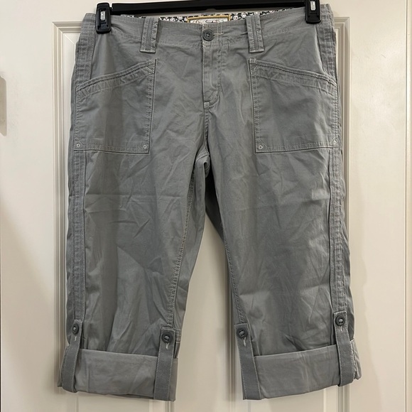 Aventura ladies capris - Picture 1 of 9